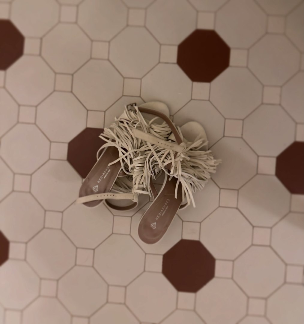 Sandalo con frange Regia Shoes - Regia Shoes su Instagram